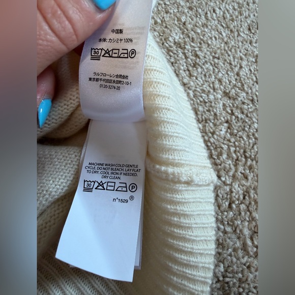 Ralph Lauren Cashmere Turtleneck - Picture 7 of 9